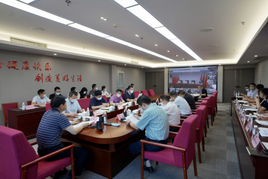 四川尊龙凯时集团召开疫情防控工作领导小组2022年第3次会议 集团党委书记、董事长、疫情防控工作领导小组第一组长任丁主持会议并讲话
