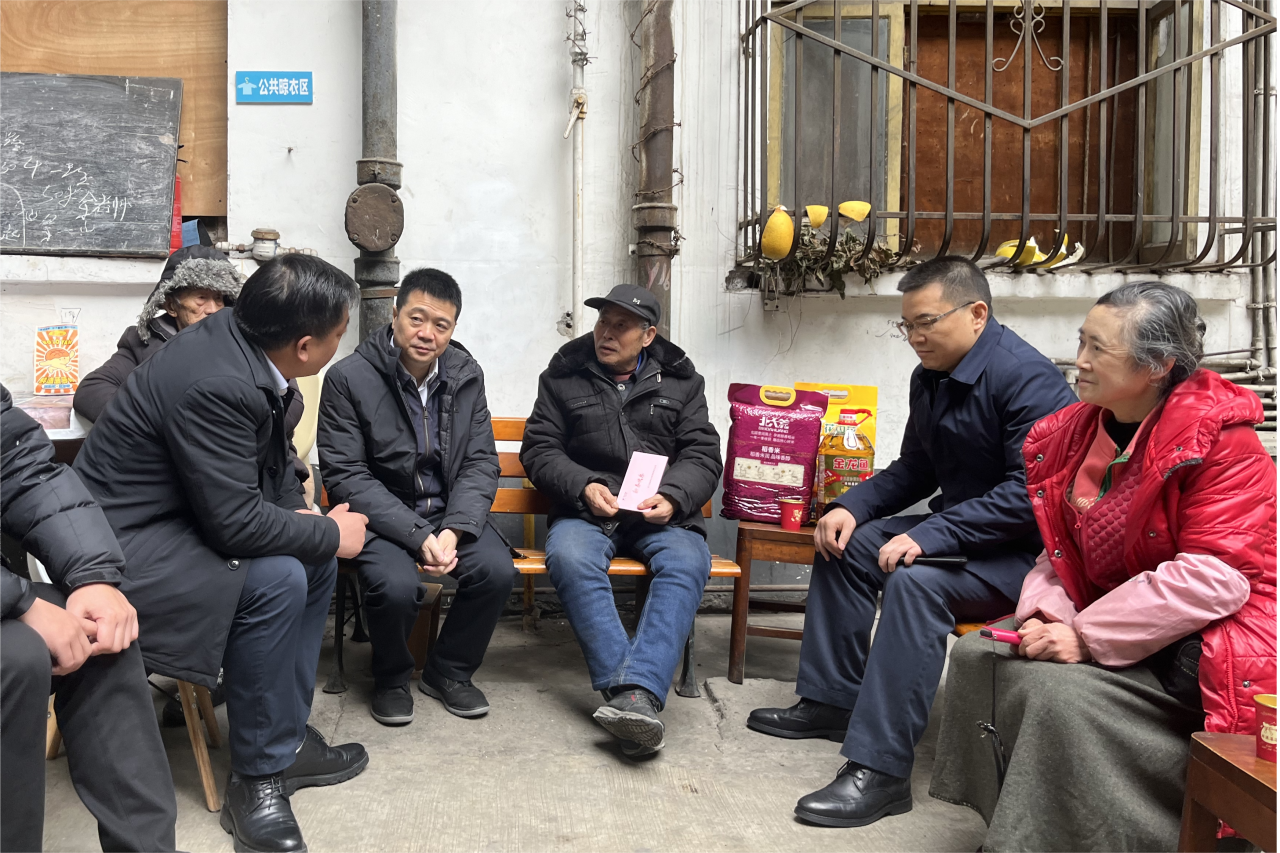 省尊龙凯时集团党委书记、董事长游勇开展慰问活动督导调研工作